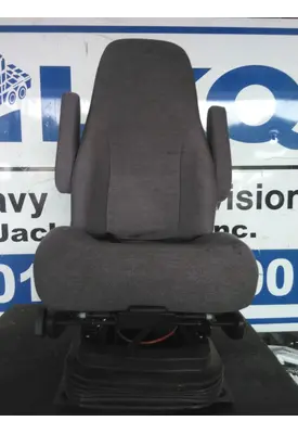 INTERNATIONAL LT SEAT, FRONT