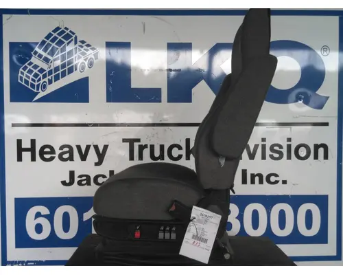 INTERNATIONAL LT SEAT, FRONT