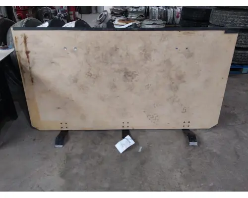 INTERNATIONAL LT SLEEPER BUNK