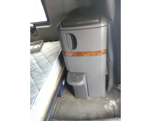 INTERNATIONAL LT SLEEPER CLOSET