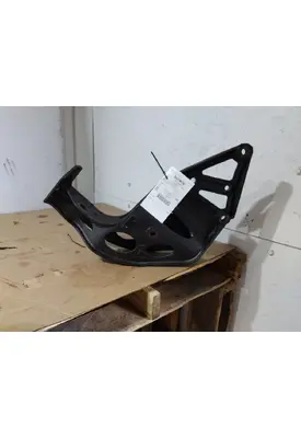 INTERNATIONAL LT SPRING HANGER