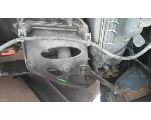 INTERNATIONAL LT SPRING HANGER
