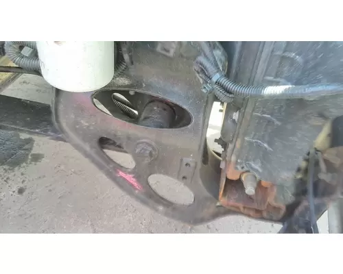 INTERNATIONAL LT SPRING HANGER