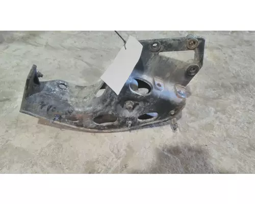 INTERNATIONAL LT SPRING HANGER