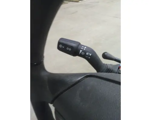 INTERNATIONAL LT STEERING COLUMN