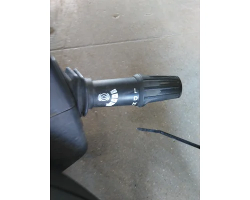 INTERNATIONAL LT STEERING COLUMN