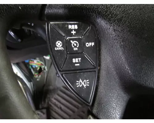 INTERNATIONAL LT STEERING COLUMN