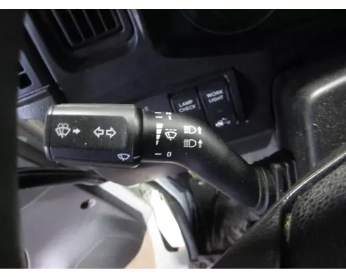 INTERNATIONAL LT STEERING COLUMN