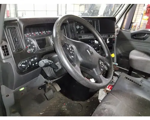 INTERNATIONAL LT STEERING COLUMN