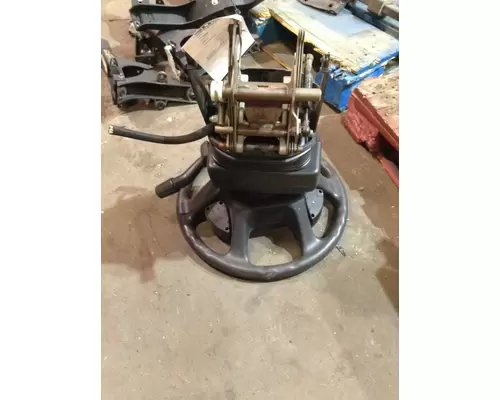 INTERNATIONAL LT STEERING COLUMN