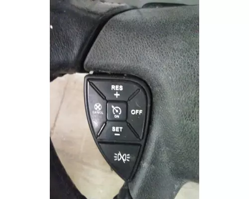 INTERNATIONAL LT STEERING WHEEL