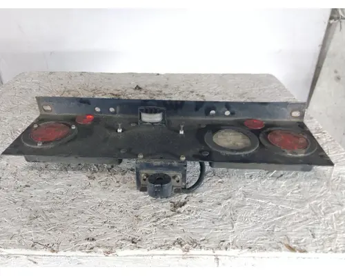 INTERNATIONAL LT STOP TURN TAIL LAMP