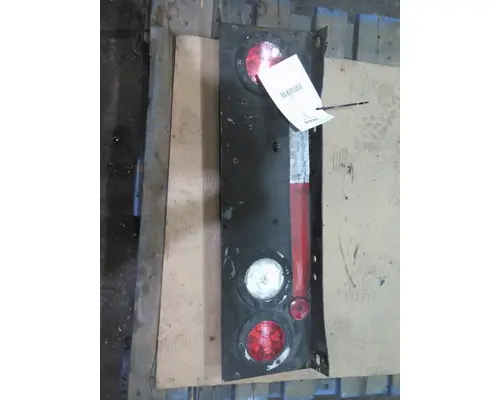 INTERNATIONAL LT STOP TURN TAIL LAMP