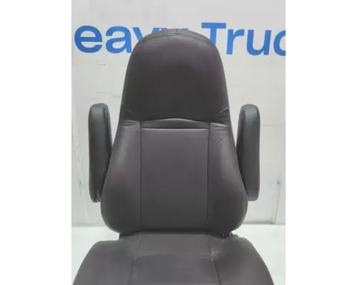 INTERNATIONAL LT Seat, Front