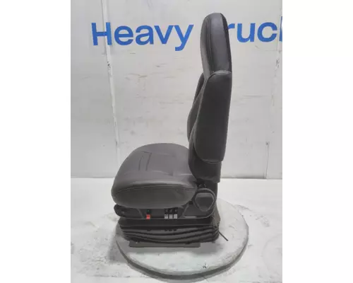 INTERNATIONAL LT Seat, Front