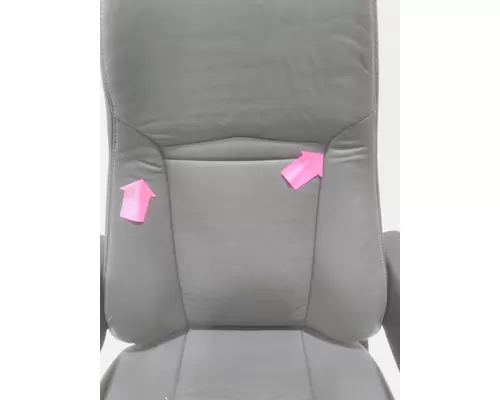 INTERNATIONAL LT Seat, Front
