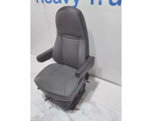 INTERNATIONAL LT Seat, Front