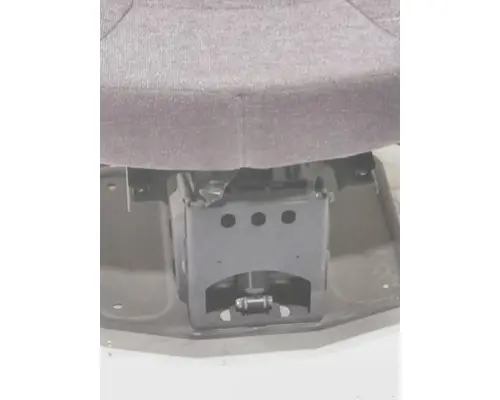 INTERNATIONAL LT Seat, Front