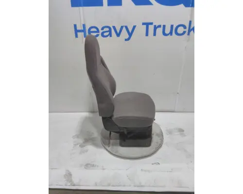 INTERNATIONAL LT Seat, Front