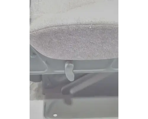 INTERNATIONAL LT Seat, Front