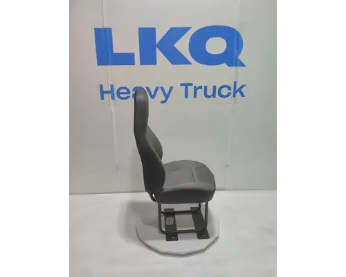 INTERNATIONAL LT Seat, Front