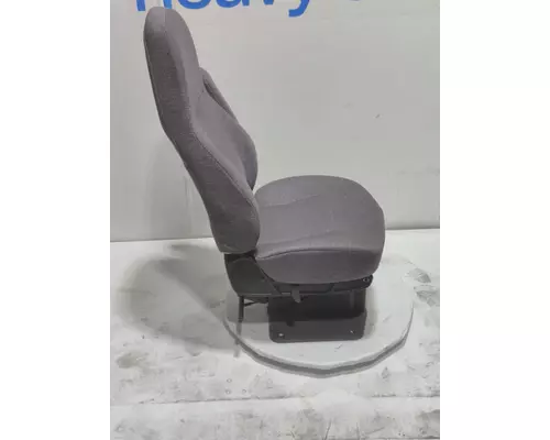 INTERNATIONAL LT Seat, Front