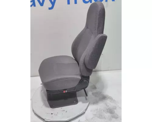 INTERNATIONAL LT Seat, Front