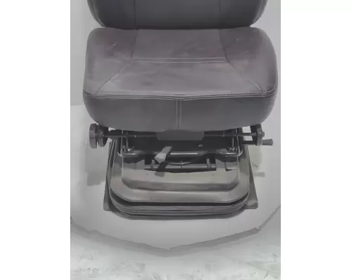 INTERNATIONAL LT Seat, Front