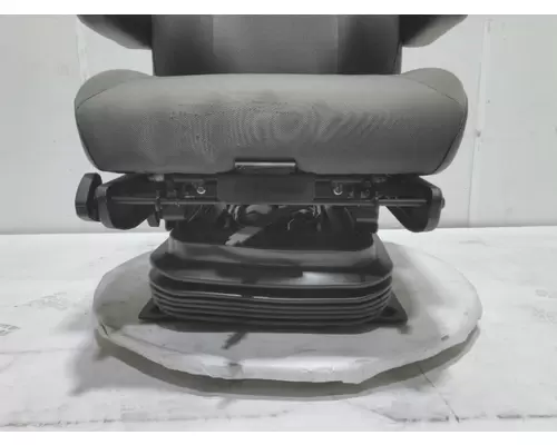 INTERNATIONAL LT Seat, Front