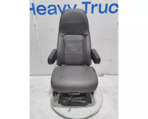 INTERNATIONAL LT Seat, Front