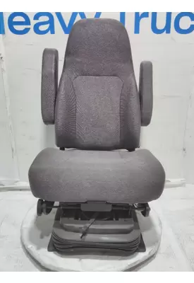 INTERNATIONAL LT Seat, Front
