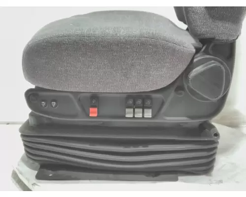 INTERNATIONAL LT Seat, Front