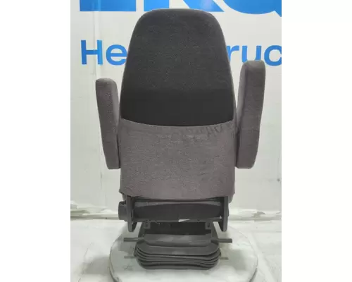 INTERNATIONAL LT Seat, Front