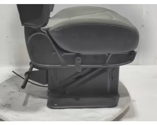 INTERNATIONAL LT Seat, Front