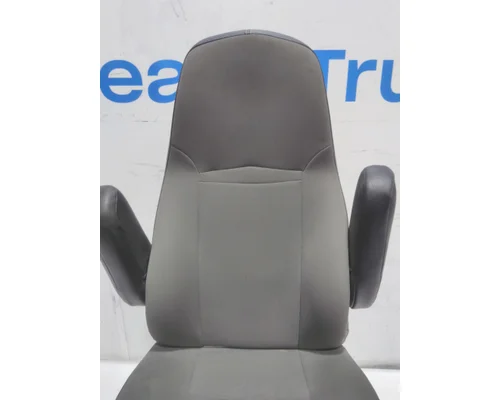INTERNATIONAL LT Seat, Front