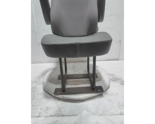INTERNATIONAL LT Seat, Front
