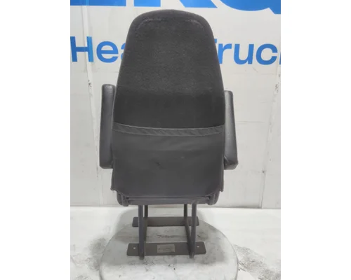 INTERNATIONAL LT Seat, Front