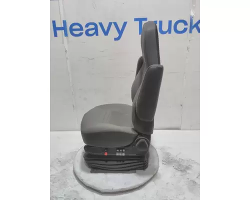 INTERNATIONAL LT Seat, Front