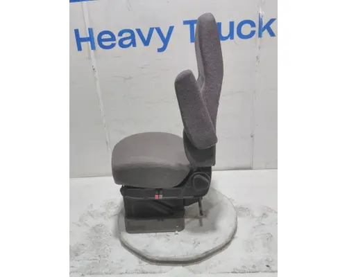 INTERNATIONAL LT Seat, Front