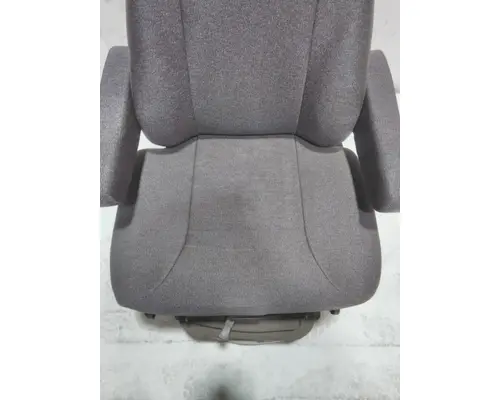 INTERNATIONAL LT Seat, Front