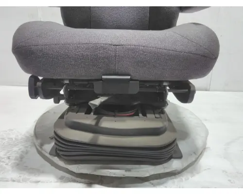 INTERNATIONAL LT Seat, Front