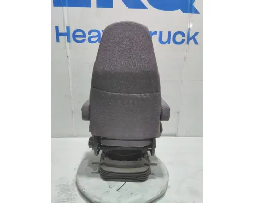 INTERNATIONAL LT Seat, Front