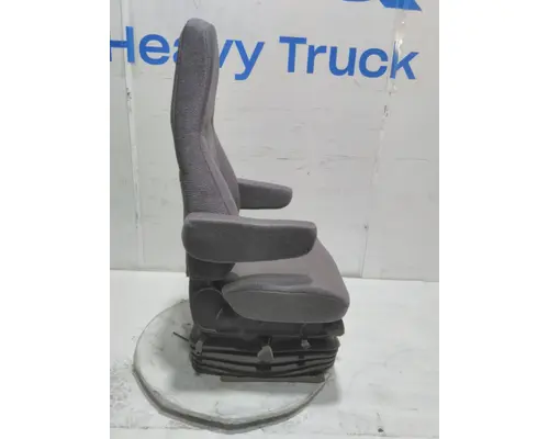 INTERNATIONAL LT Seat, Front