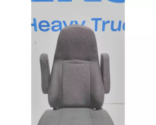 INTERNATIONAL LT Seat, Front