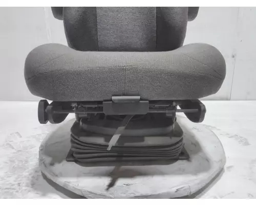 INTERNATIONAL LT Seat, Front