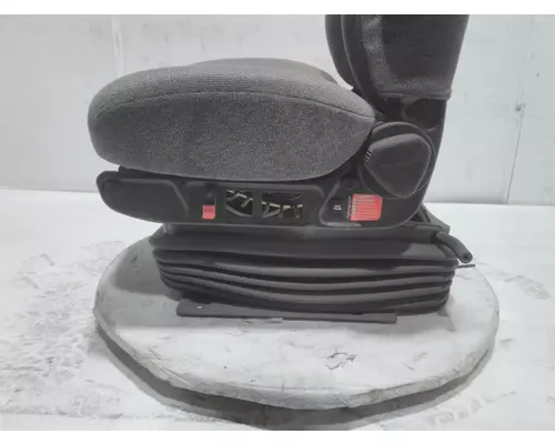 INTERNATIONAL LT Seat, Front