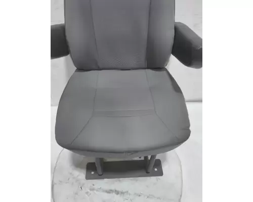 INTERNATIONAL LT Seat, Front