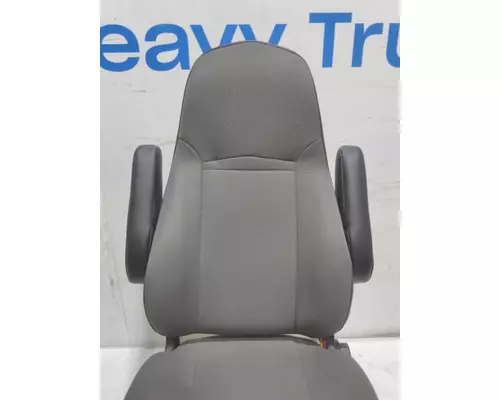INTERNATIONAL LT Seat, Front