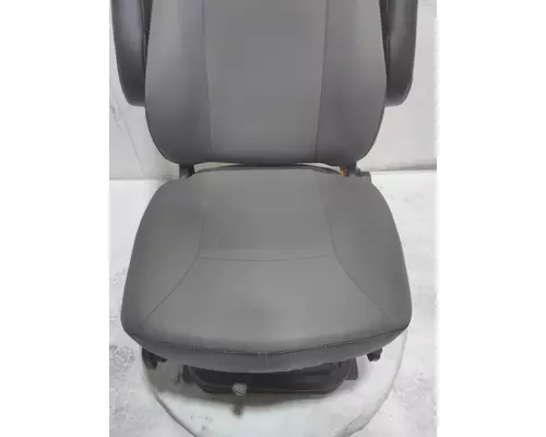 INTERNATIONAL LT Seat, Front
