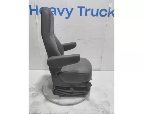 INTERNATIONAL LT Seat, Front